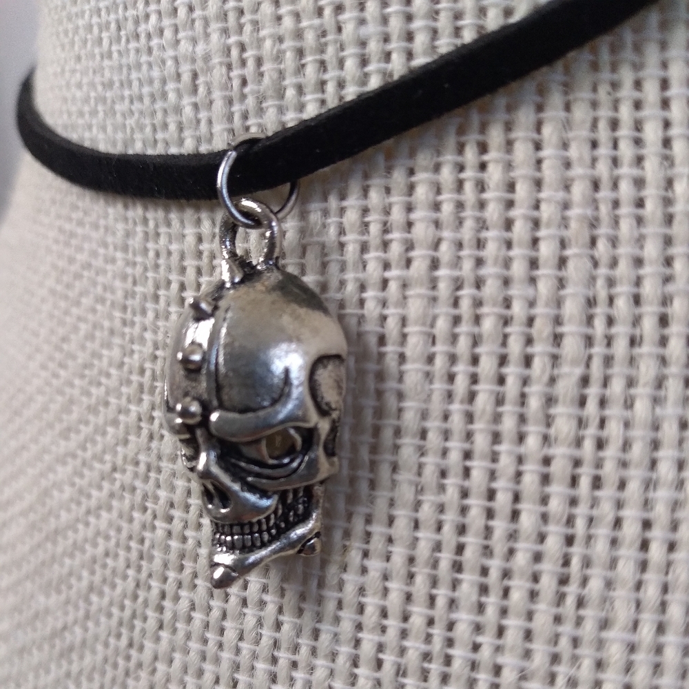 Punk Skull Necklace